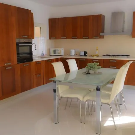 Apartament Seafront Duplex Penthouse With Terrace Overlooking Bay Xlendi