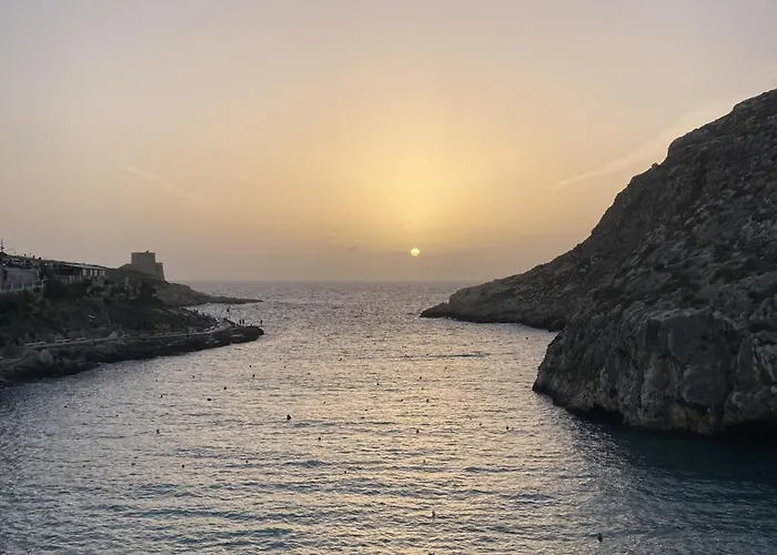 Daire Seafront Duplex Penthouse With Terrace Overlooking Bay Xlendi