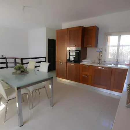 Seafront Duplex Penthouse With Terrace Overlooking Bay Apartament *