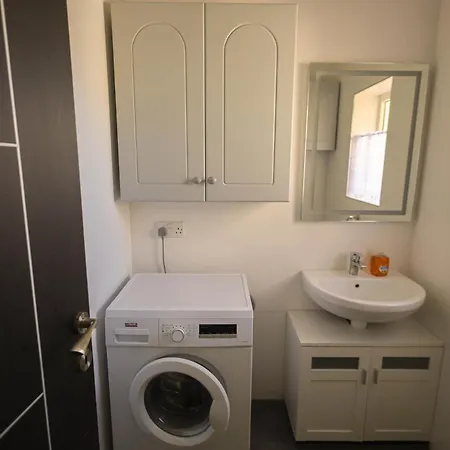 Appartement Seafront Duplex Penthouse With Terrace Overlooking Bay