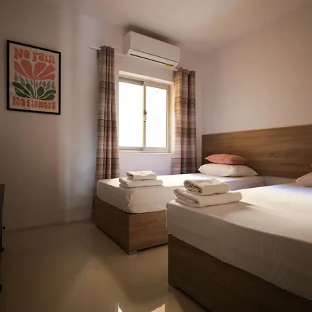 Seafront Duplex Penthouse With Terrace Overlooking Bay *