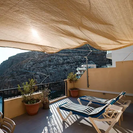 Seafront Duplex Penthouse With Terrace Overlooking Bay Appartement *