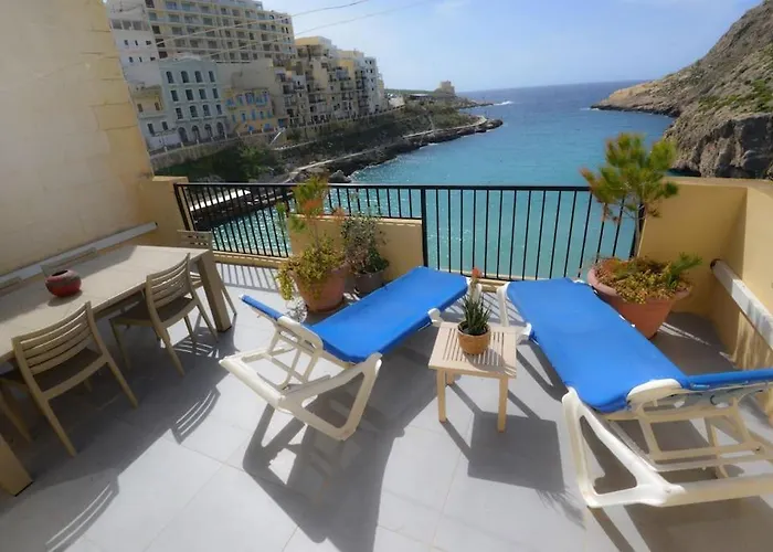 Seafront Duplex Penthouse With Terrace Overlooking Bay Apartament *