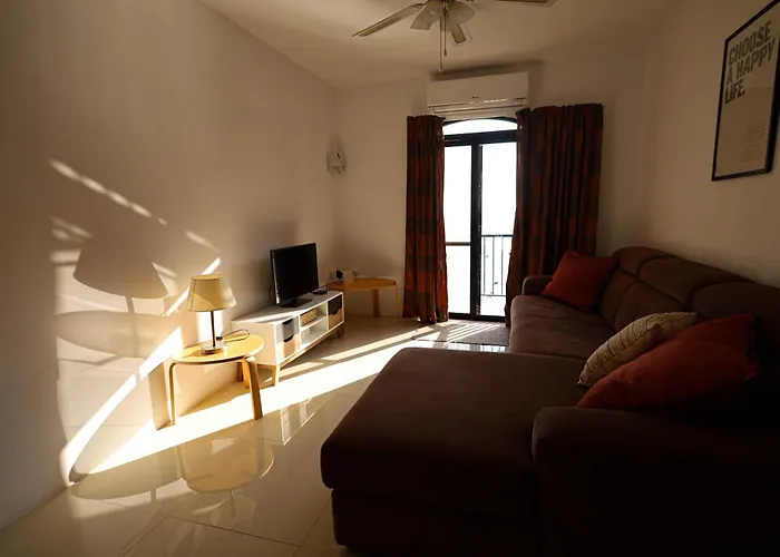 Seafront Duplex Penthouse With Terrace Overlooking Bay * Xlendi