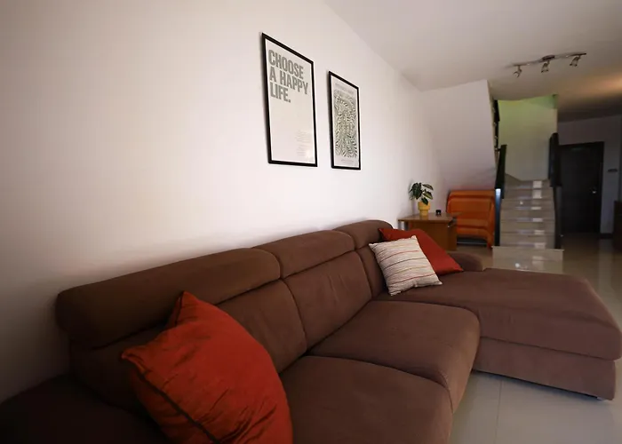 Apartament Seafront Duplex Penthouse With Terrace Overlooking Bay *