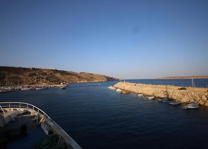 Seafront Duplex Penthouse With Terrace Overlooking Bay Apartament